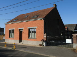 Ancien corps de ferme superbement rénové !